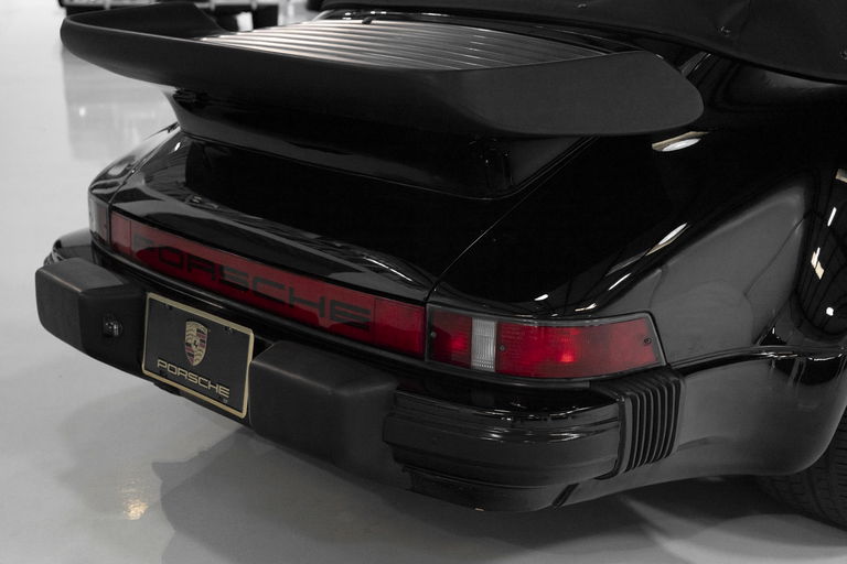 Porsche 911 Carrera 3.2 WTL