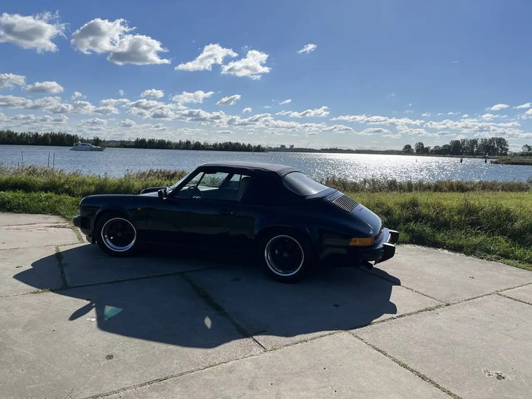 Porsche 911 Carrera 3.2