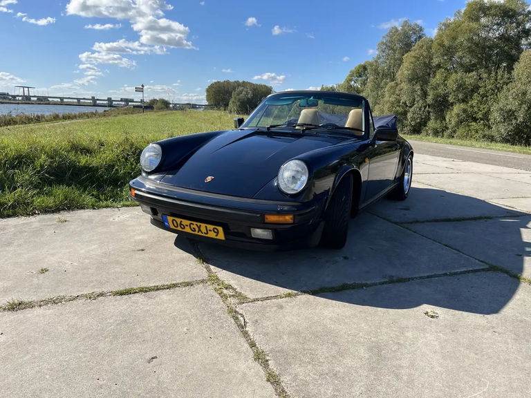 Porsche 911 Carrera 3.2