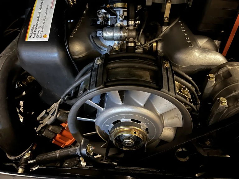 Porsche 911 Carrera 3.2