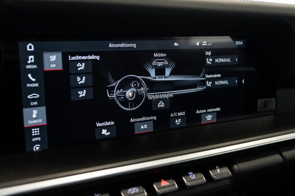 Porsche 992 Carrera 4S