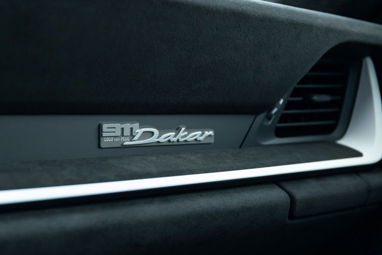 Porsche 911 Dakar