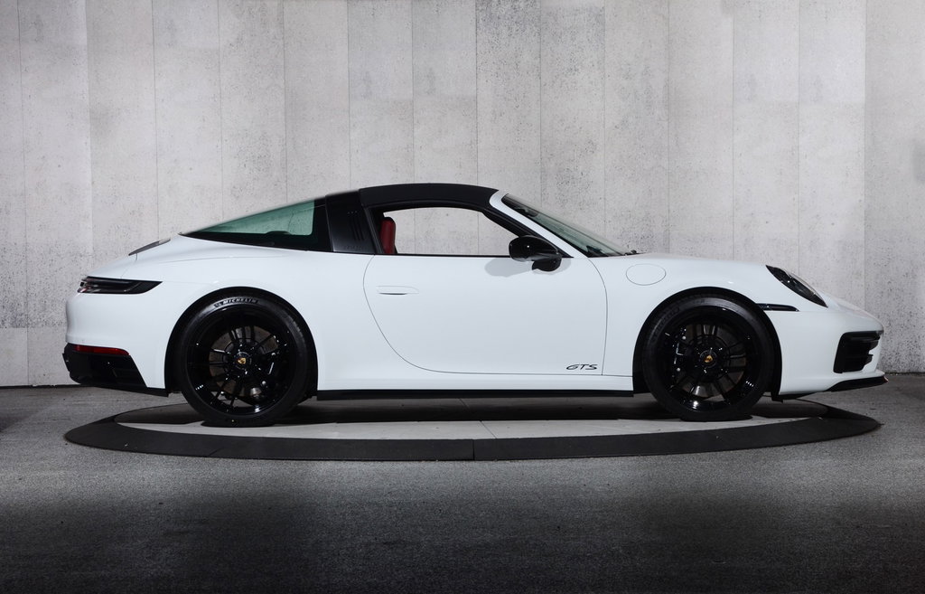 Porsche 992 Targa 4 GTS
