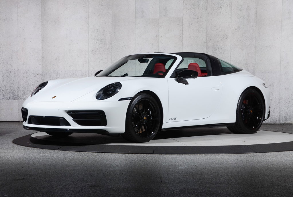 Porsche 992 Targa 4 GTS