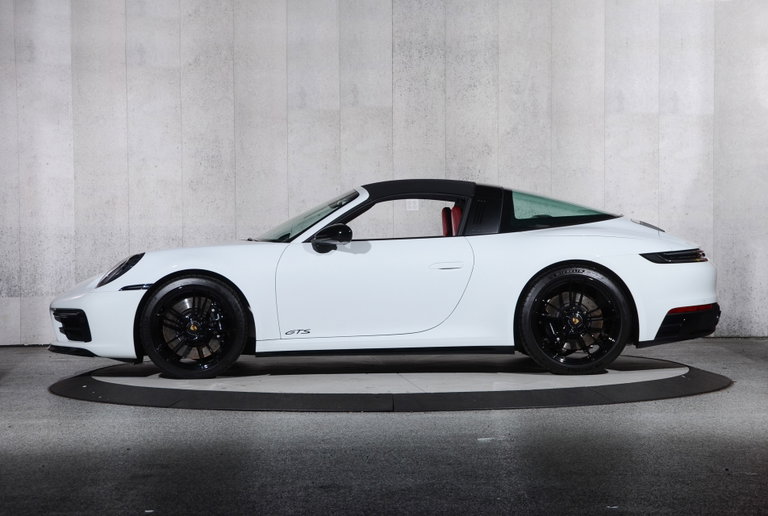 Porsche 992 Targa 4 GTS