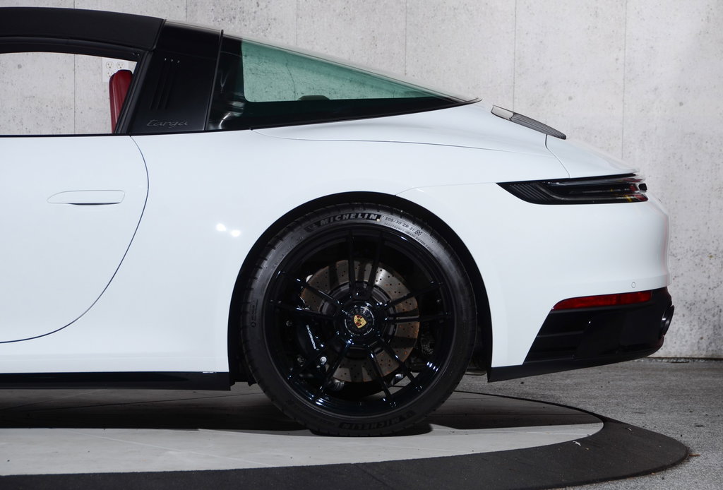 Porsche 992 Targa 4 GTS