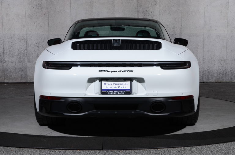 Porsche 992 Targa 4 GTS