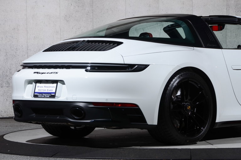Porsche 992 Targa 4 GTS