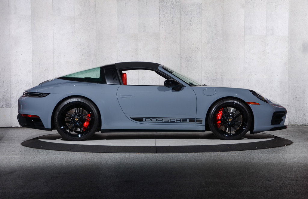 Porsche 992 Targa 4 GTS