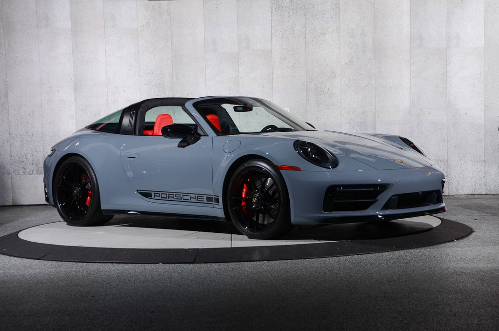Porsche 992 Targa 4 GTS