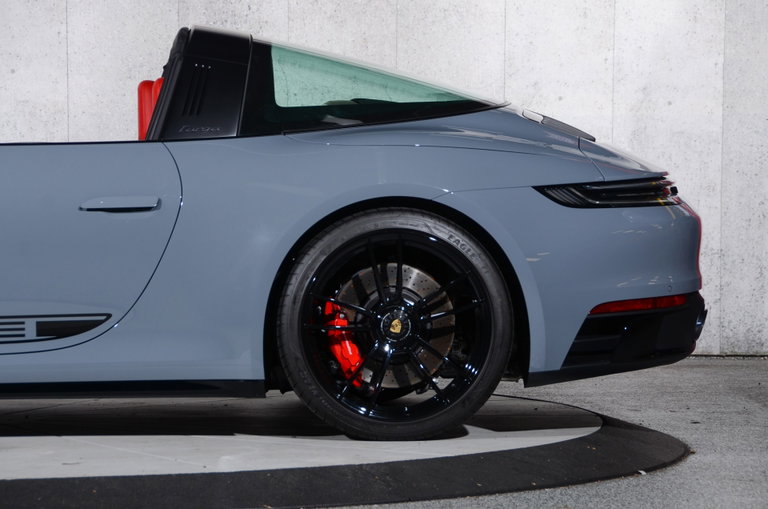 Porsche 992 Targa 4 GTS
