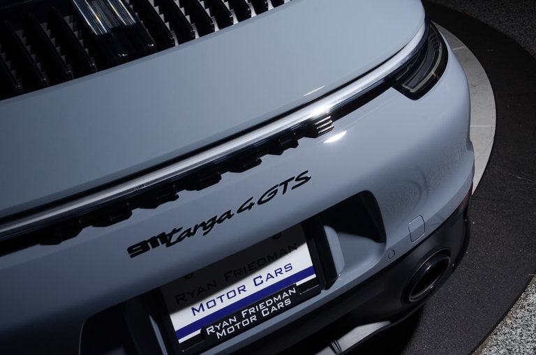 Porsche 992 Targa 4 GTS