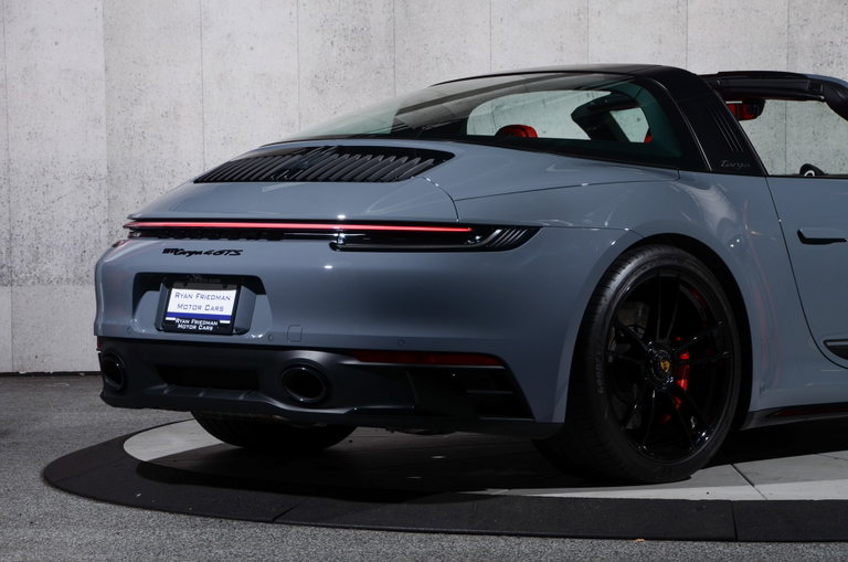 Porsche 992 Targa 4 GTS