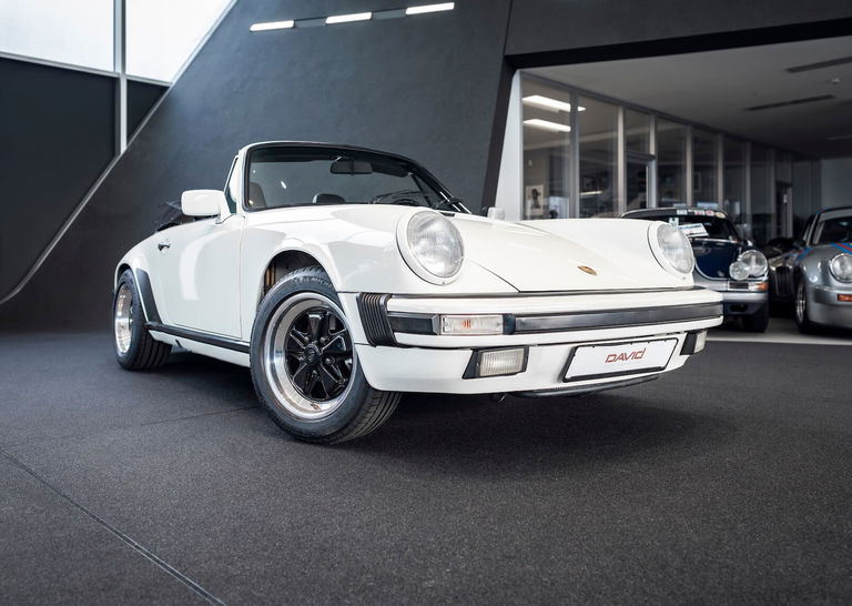 Porsche 911 Carrera 3.2