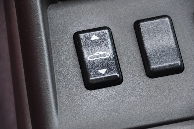 Porsche 993 Carrera 4