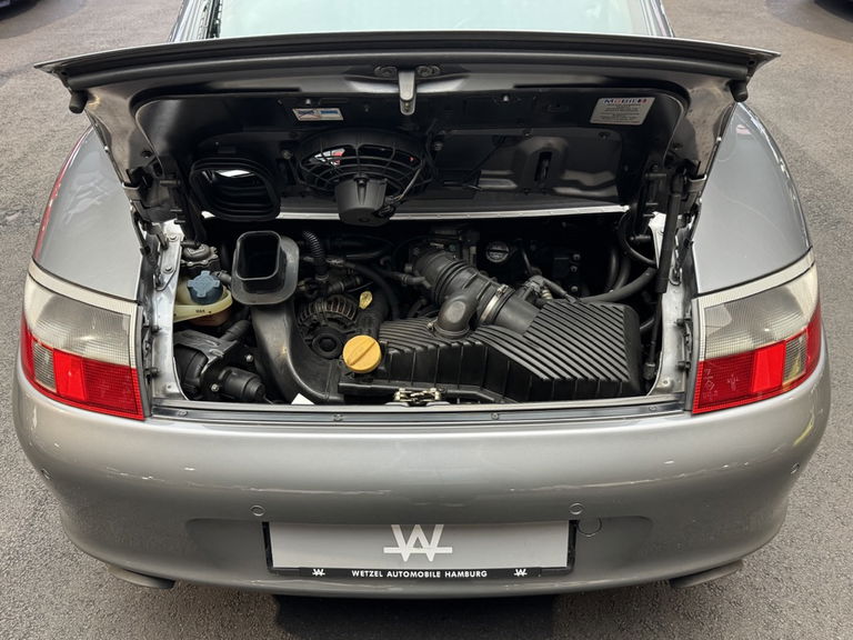 Porsche 996 Carrera 4