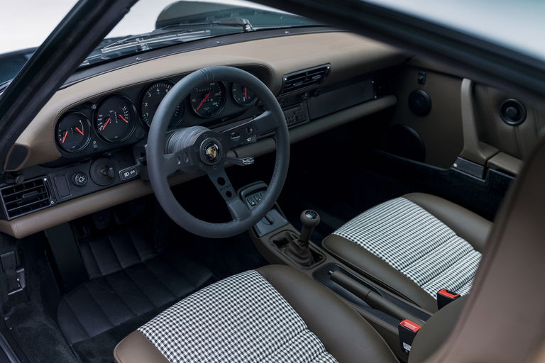 Porsche 964 Carrera 4