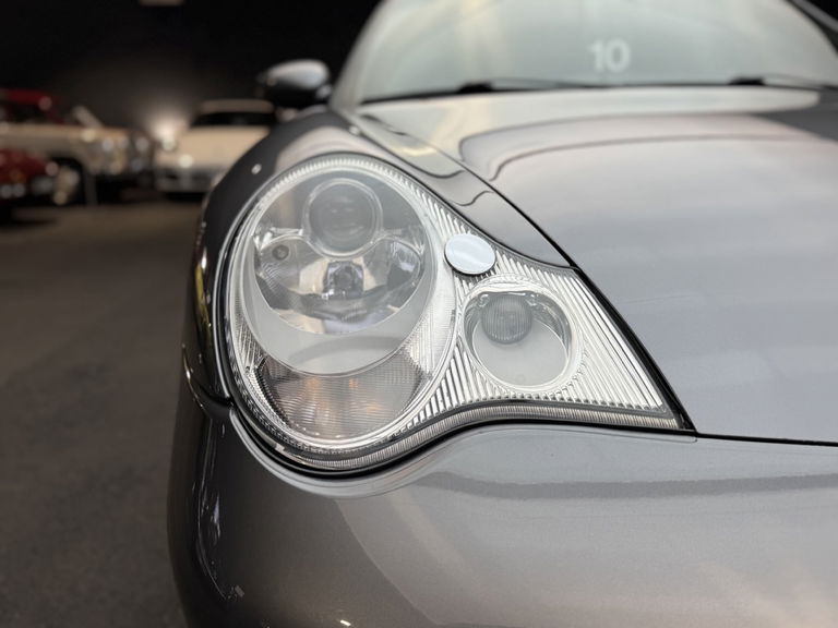 Porsche 996 Carrera 4