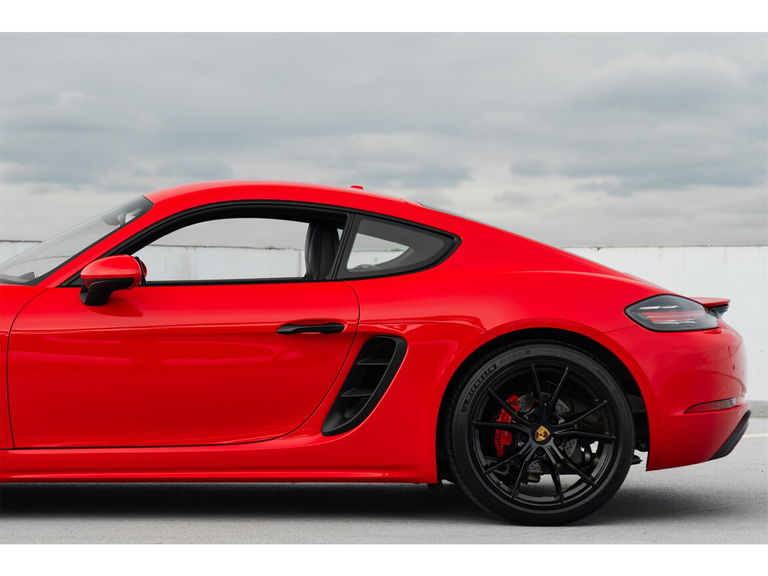 Porsche 718 Cayman S