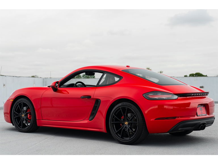 Porsche 718 Cayman S