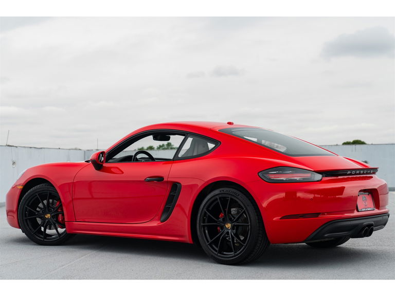 Porsche 718 Cayman S