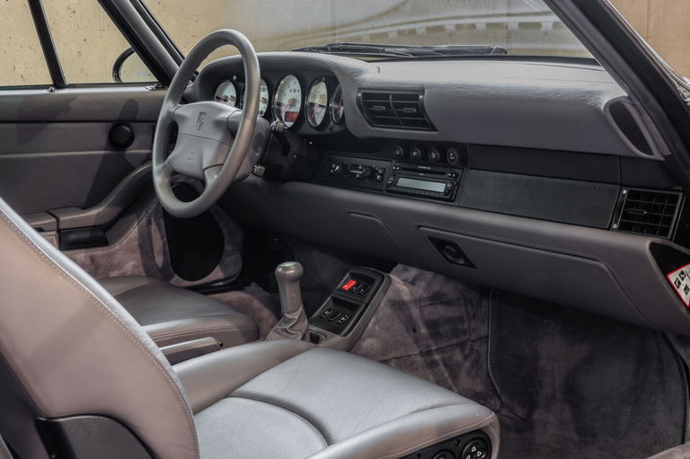 Porsche 993 Carrera 4S