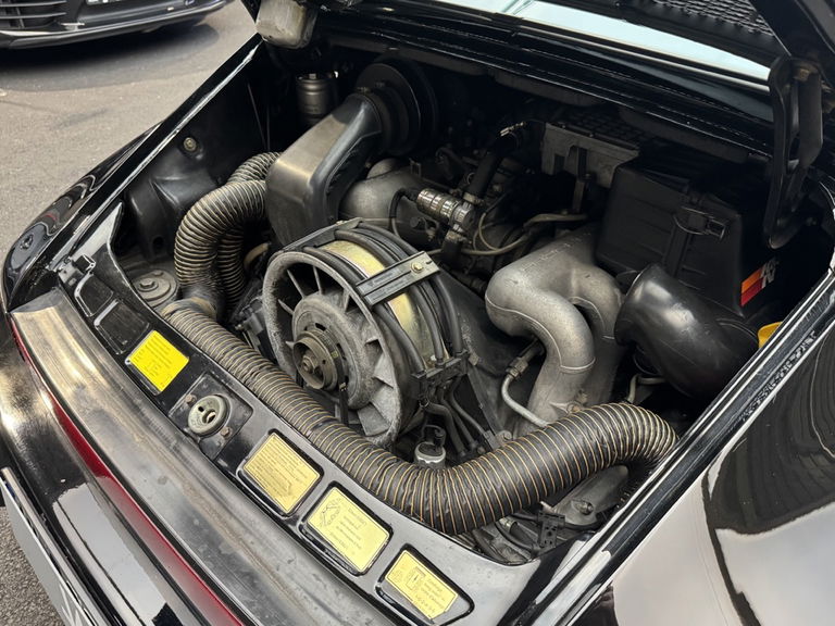 Porsche 911 Carrera 3.2