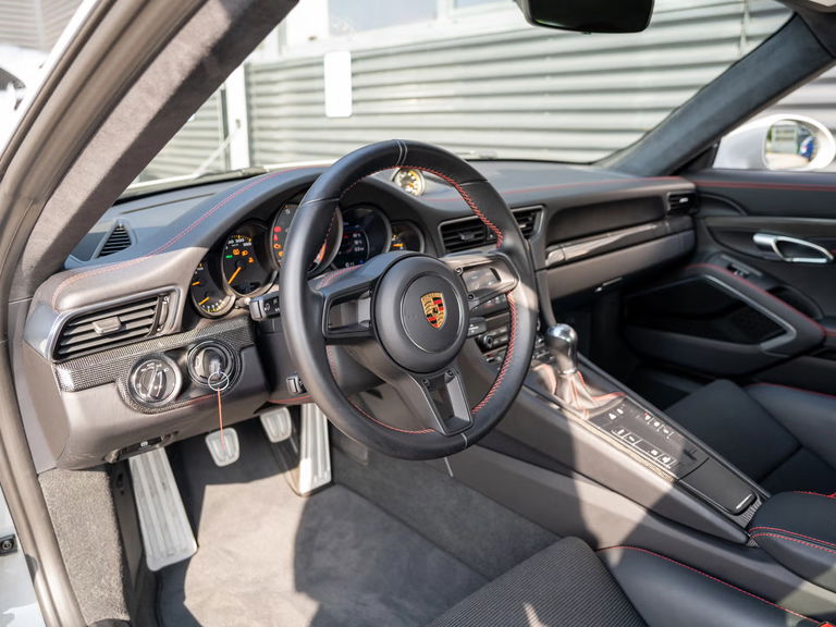 Porsche 991 GT3 Touring