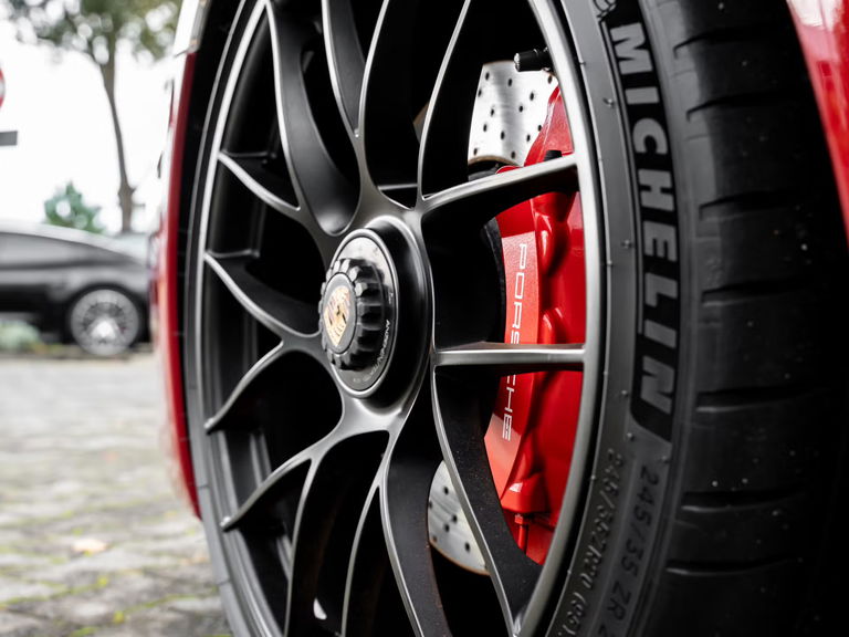 Porsche 991.2 Carrera 4 GTS