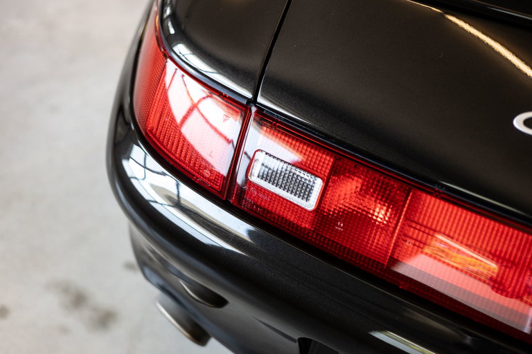 Porsche 993 Carrera 4S