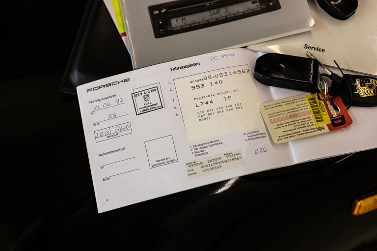 Porsche 993 Carrera 4S