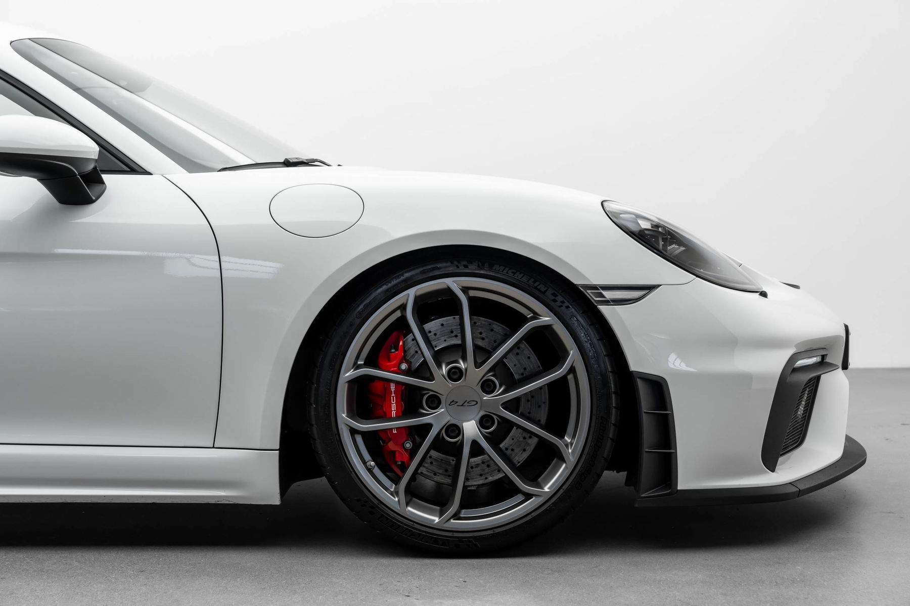 Porsche 718 Cayman GT4 2021 - elferspot.com - Marketplace