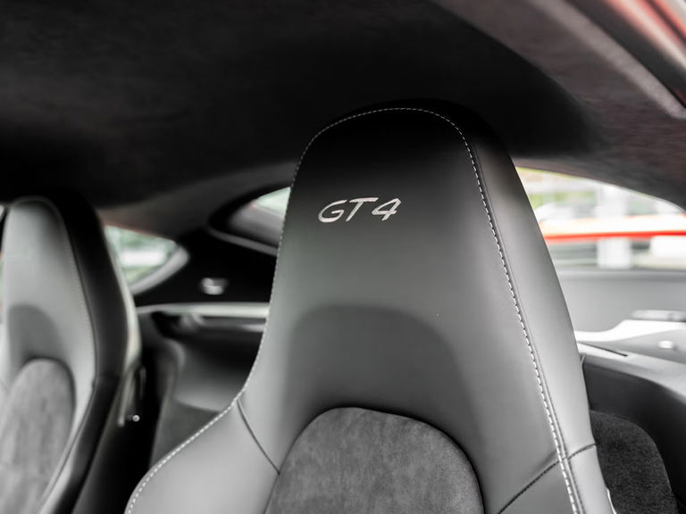 Porsche 981 Cayman GT4