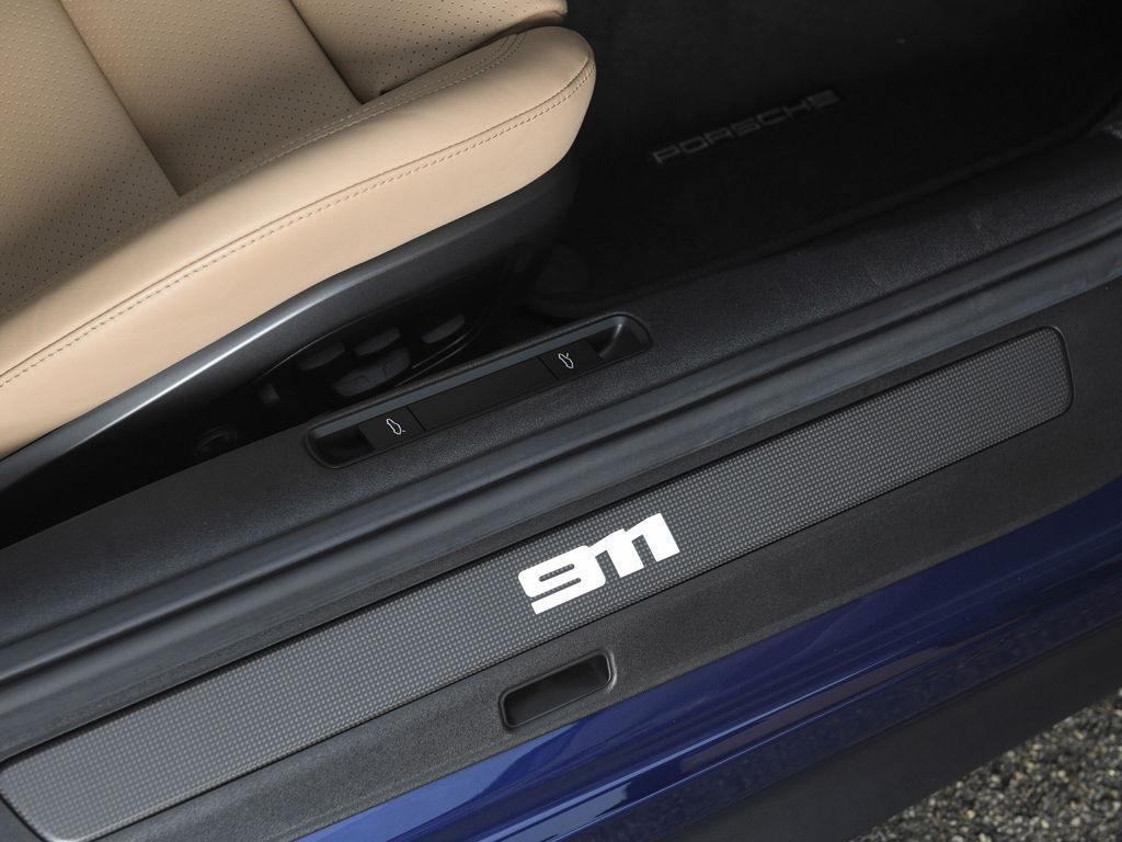 Porsche 992 GT3 Touring