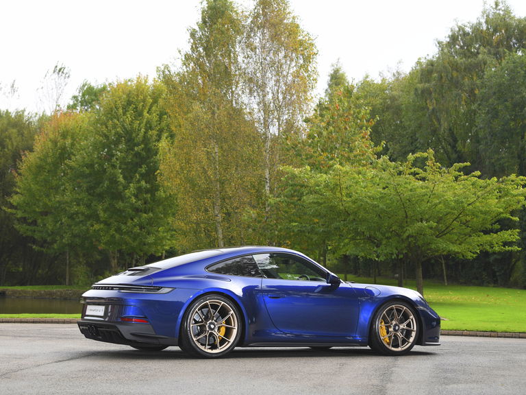 Porsche 992 GT3 Touring