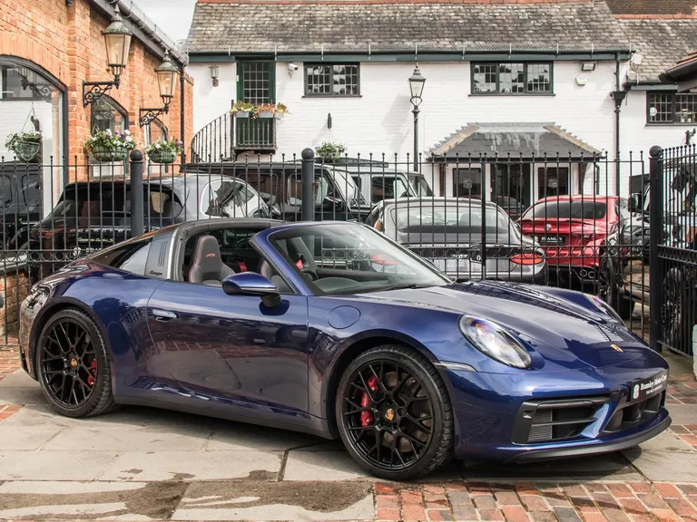 Porsche 992 Targa 4 GTS