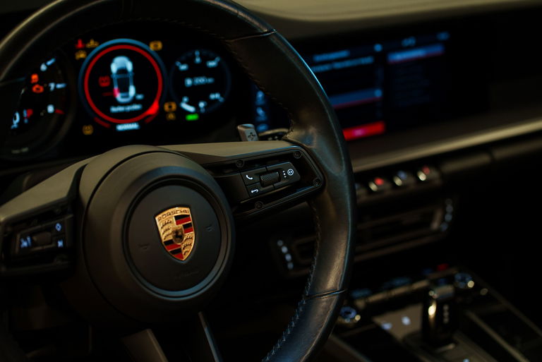 Porsche 992 Carrera 4S