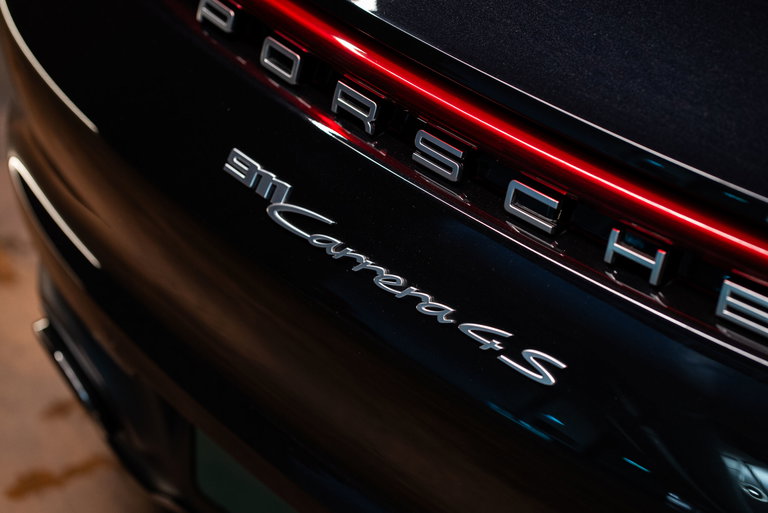 Porsche 992 Carrera 4S