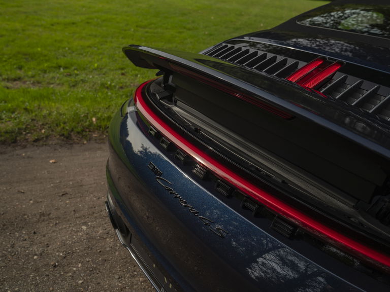 Porsche 992 Carrera 4S