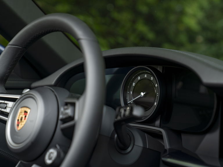 Porsche 992 Carrera 4S