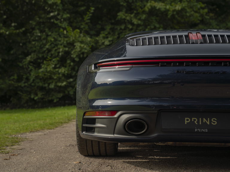 Porsche 992 Carrera 4S