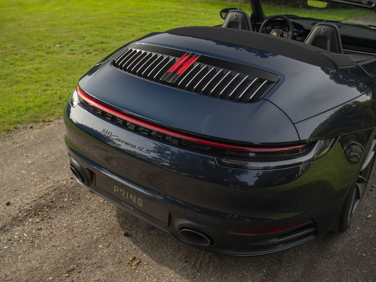 Porsche 992 Carrera 4S