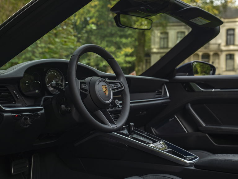 Porsche 992 Carrera 4S