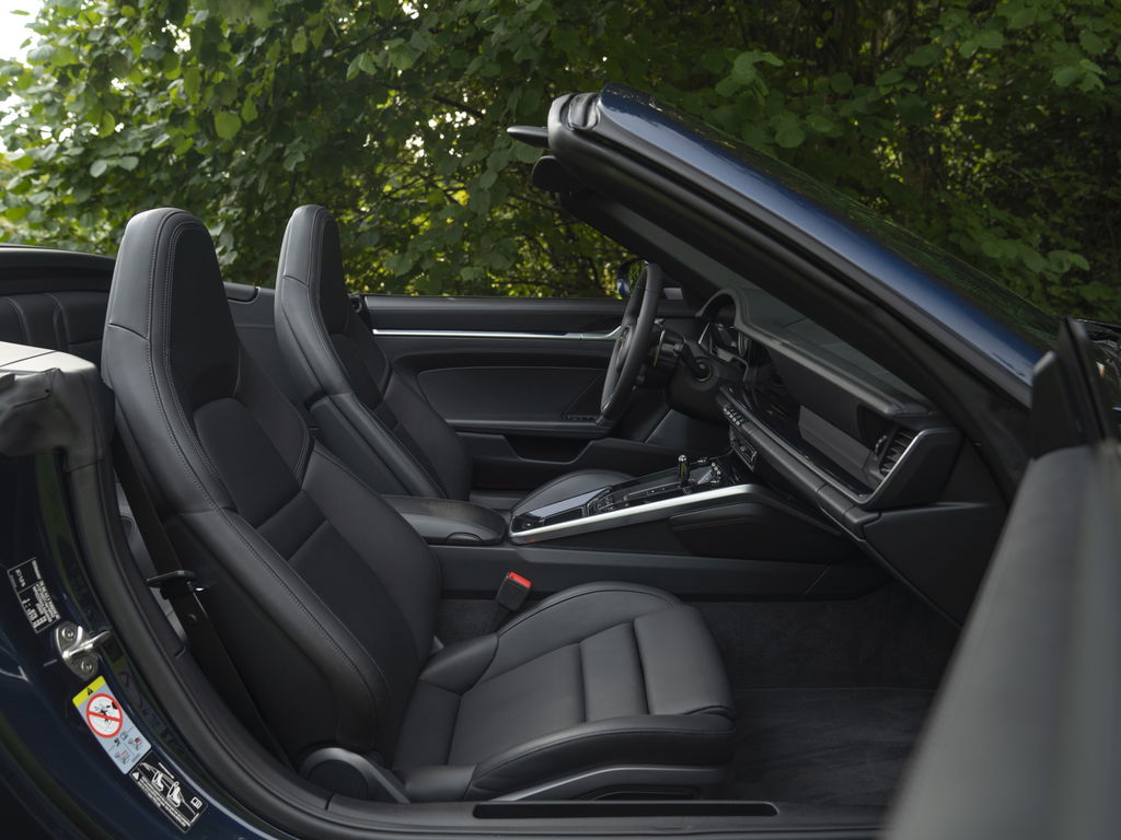 Porsche 992 Carrera 4S