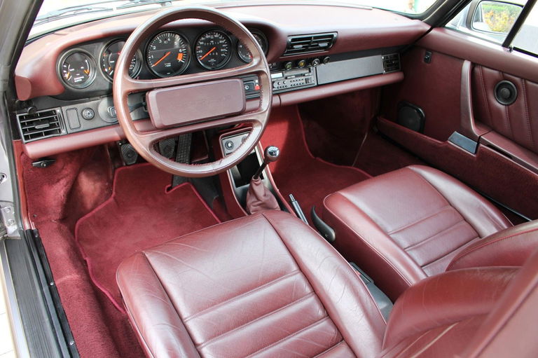 Porsche 911 Carrera 3.2