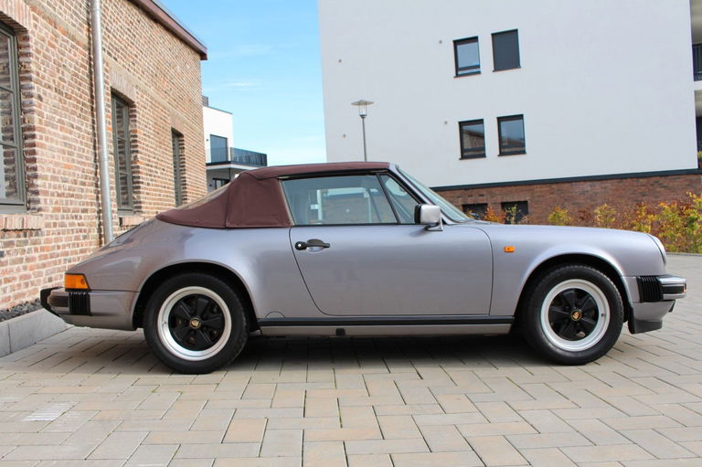 Porsche 911 Carrera 3.2