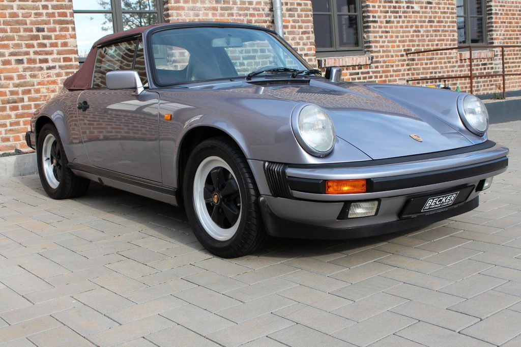 Porsche 911 Carrera 3.2