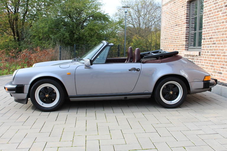 Porsche 911 Carrera 3.2