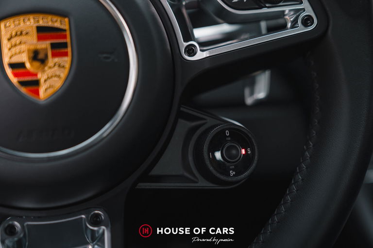 Porsche 991.2 Carrera GTS