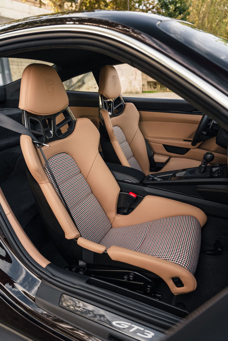 Porsche 992 GT3 Touring